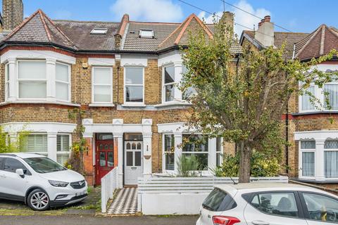 21 Burgoyne Road, London, SE25 6JT