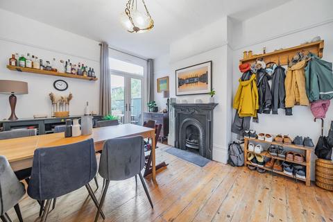 21 Burgoyne Road, London, SE25 6JT