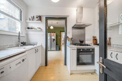 21 Burgoyne Road, London, SE25 6JT