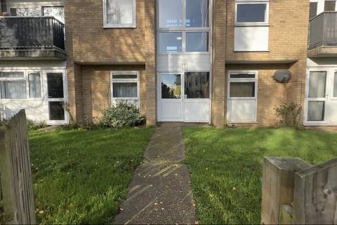 2 bedroom flat to rent, Greville Starkey Avenue, Newmarket, Cambridgeshire