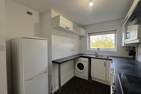 2 bedroom flat to rent, Greville Starkey Avenue, Newmarket, Cambridgeshire