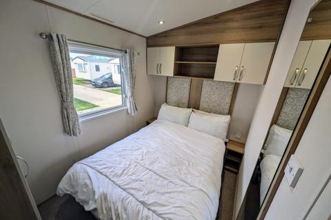 3 bedroom static caravan for sale, Hayling Island Holiday Park