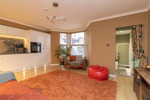 2 bedroom apartment for sale, Canterbury Road, Margate, CT9