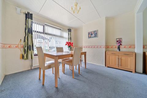 51 Luddesdon Road, Erith, DA8 1NQ