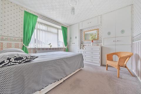 51 Luddesdon Road, Erith, DA8 1NQ