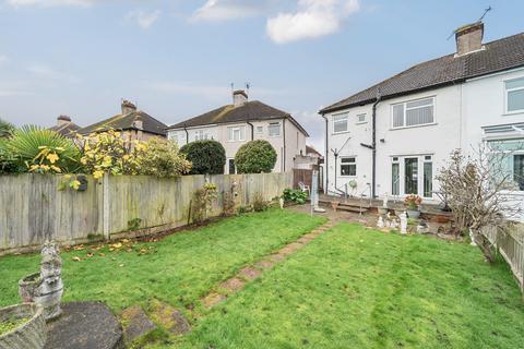 51 Luddesdon Road, Erith, DA8 1NQ