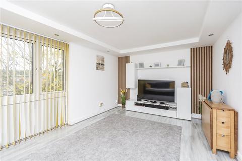 2 bedroom apartment for sale, The Knares, Lee Chapel South, Essex, SS16