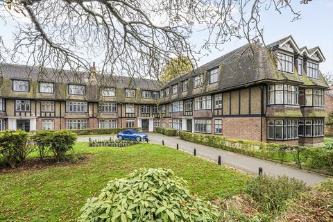 2 bedroom flat for sale, Cambridge Park, East Twickenham TW1