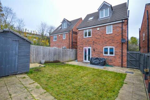 3 bedroom detached house for sale, Sheffield Road, Killamarsh, Sheffield, S21