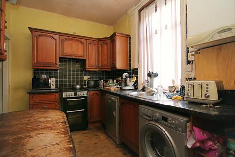 4 bedroom terraced house for sale, Woodroyd Terrace, Bradford, BD5