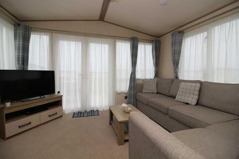 3 bedroom park home for sale, Chewton Sounds, Naish Estate, Barton On Sea, Hampshire, BH25