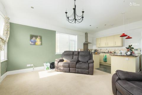 2 bedroom flat for sale, Mooragh Promenade, Ramsey