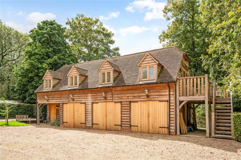 Barn Garaging/Studio