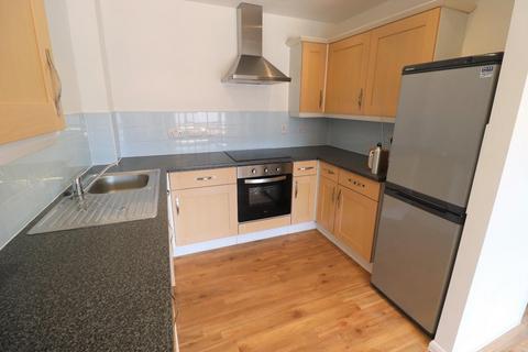 2 bedroom apartment to rent, Fleetwood Court, Clarendon Park, Leicester LE2