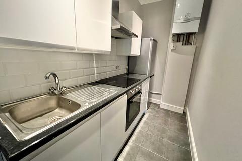 2 bedroom flat to rent, W1H 3PH