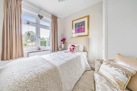 3 bedroom end of terrace house for sale, Newbury,  Berkshire,  RG14