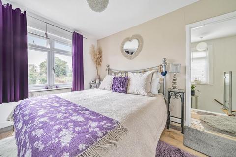 3 bedroom end of terrace house for sale, Newbury,  Berkshire,  RG14