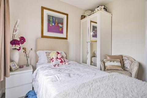 3 bedroom end of terrace house for sale, Newbury,  Berkshire,  RG14