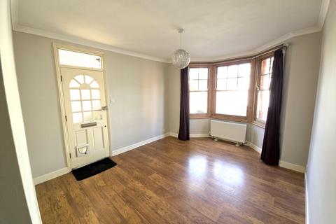 1 bedroom maisonette to rent, Sussex Road, Watford, WD24