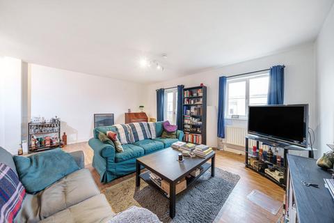 2 bedroom flat for sale, Chandler Way, Peckham