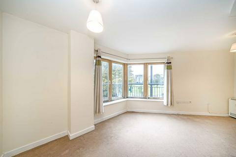 2 bedroom flat for sale, Northfield Avenue, London W13