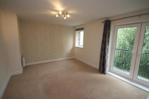 2 bedroom flat to rent, Smeaton Court, Horsforth, Leeds, LS18