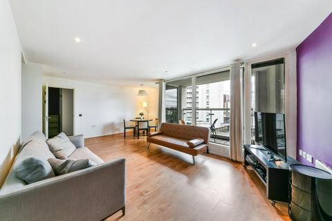 2 bedroom apartment to rent, Corona Building, Blackwall Way, London, E14