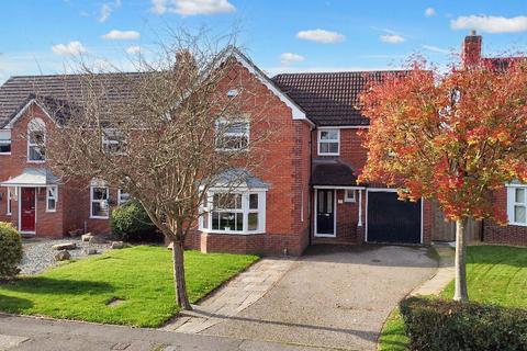 4 bedroom detached house for sale, Ettersgill Drive, Darlington, DL3