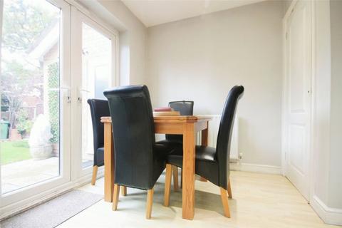 3 bedroom end of terrace house for sale, Carlyle Gardens, Wickford, Essex, SS12