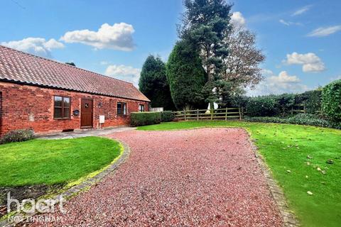 3 bedroom bungalow to rent, Arch Hill, Nottingham