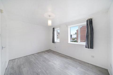 1 bedroom apartment for sale, Linwood Crescent, Enfield EN1