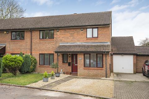 3 bedroom semi-detached house for sale, Montgomery Road, Caversfield, OX27