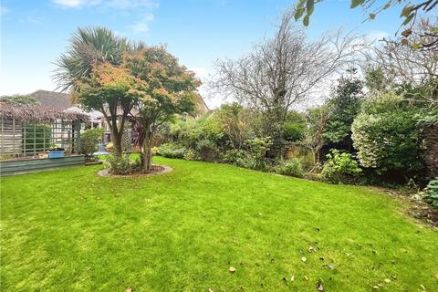 2 bedroom bungalow for sale, Bellhouse Road, Leigh-on-Sea, Essex