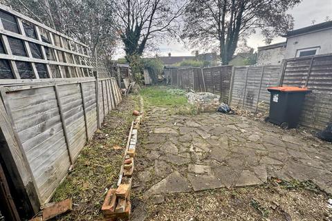 52 Chiltern Road, Dunstable, LU6 1ER