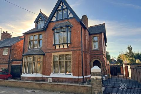 1 bedroom apartment to rent, Wyvern House, Leicester LE2