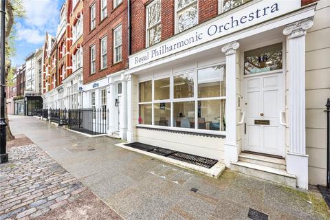 Office to rent, Clerkenwell Green, EC1R