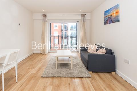 1 bedroom apartment to rent, Beaufort Square, Colindale NW9