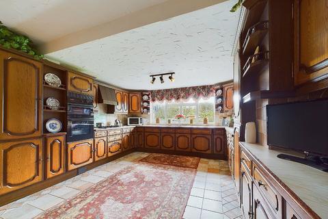 80 Towncourt Crescent, Petts Wood, Orpington, BR5 1PJ