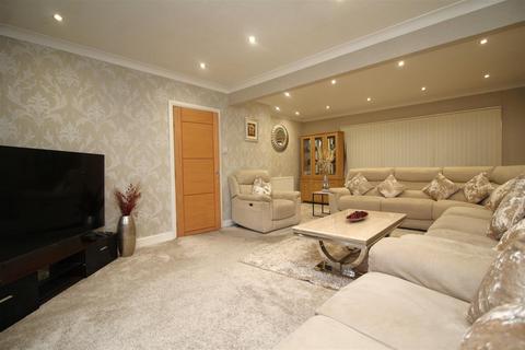 6 bedroom detached house for sale, Upton Close, Longthorpe, Peterborough