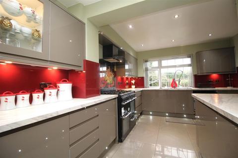 1 Upton Close, Longthorpe, Peterborough, PE3 9NW