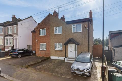 3 bedroom semi-detached house for sale, Sky Peals Road, Woodford Green