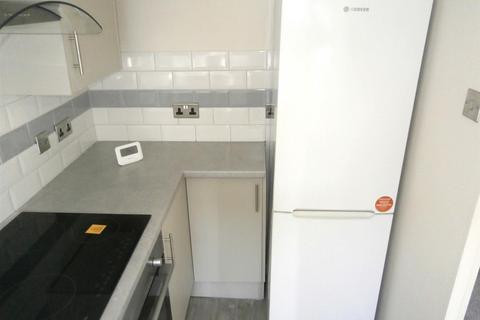 2 bedroom flat to rent, Ingram Court, Norwich