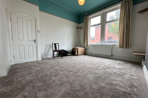 4 bedroom end of terrace house for sale, St Pauls Avenue, Deepdale, Preston, PR1