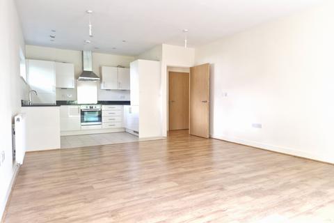 1 bedroom flat for sale, Needham Court, Blagrove Road, TW11 0EF