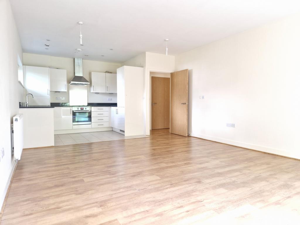 Large 1 Bedroom Apartment for Sale in Sandy Lane,