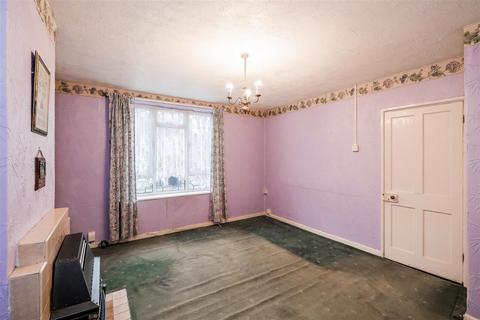 3 bedroom end of terrace house for sale, Connington Crescent, Chingford