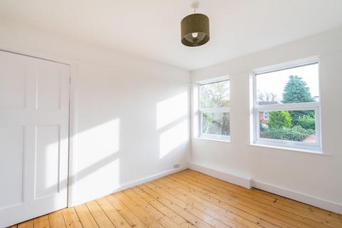 9 Bede Avenue, York, YO30 6ED