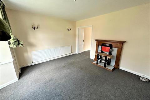 3 bedroom semi-detached house to rent, Springfield Gardens, Bromley