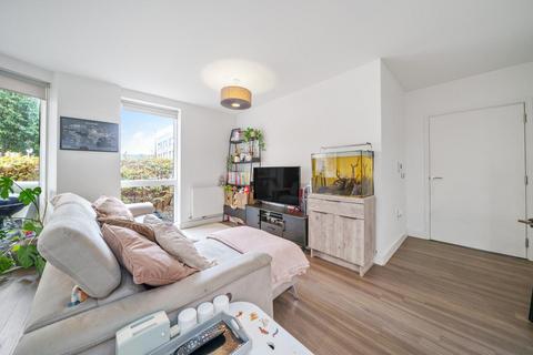 2 bedroom flat for sale, Adenmore Road, Catford, London, SE6