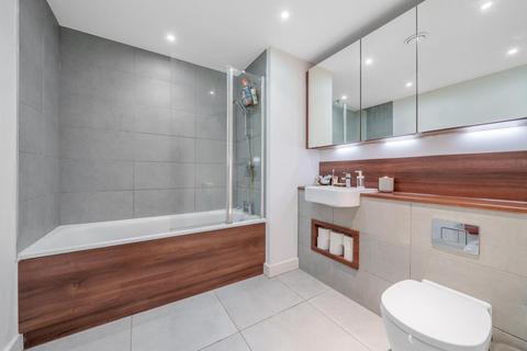 2 bedroom flat for sale, Adenmore Road, Catford, London, SE6